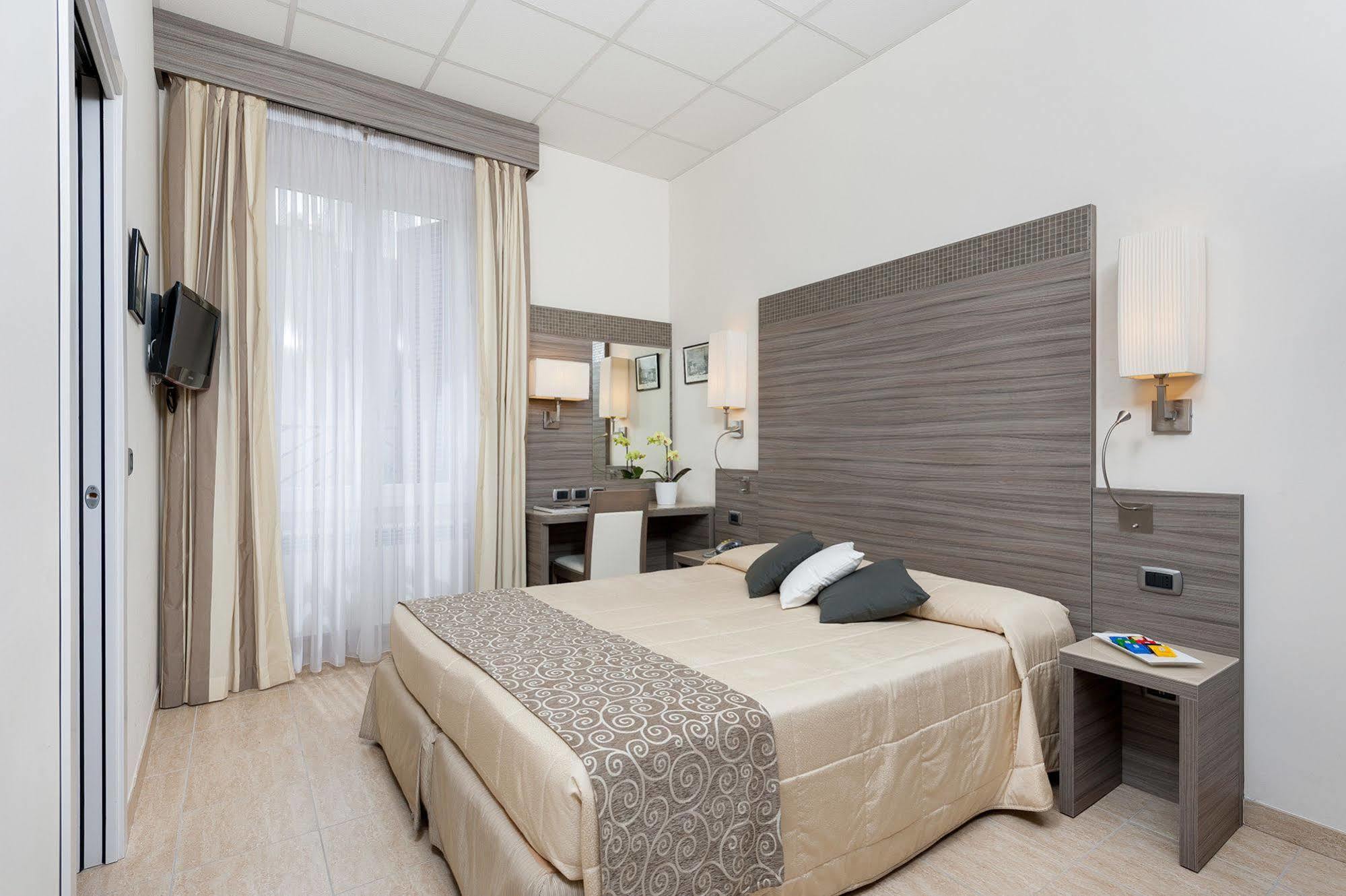 Morrisson Exclusive Rooms Roma Exterior foto