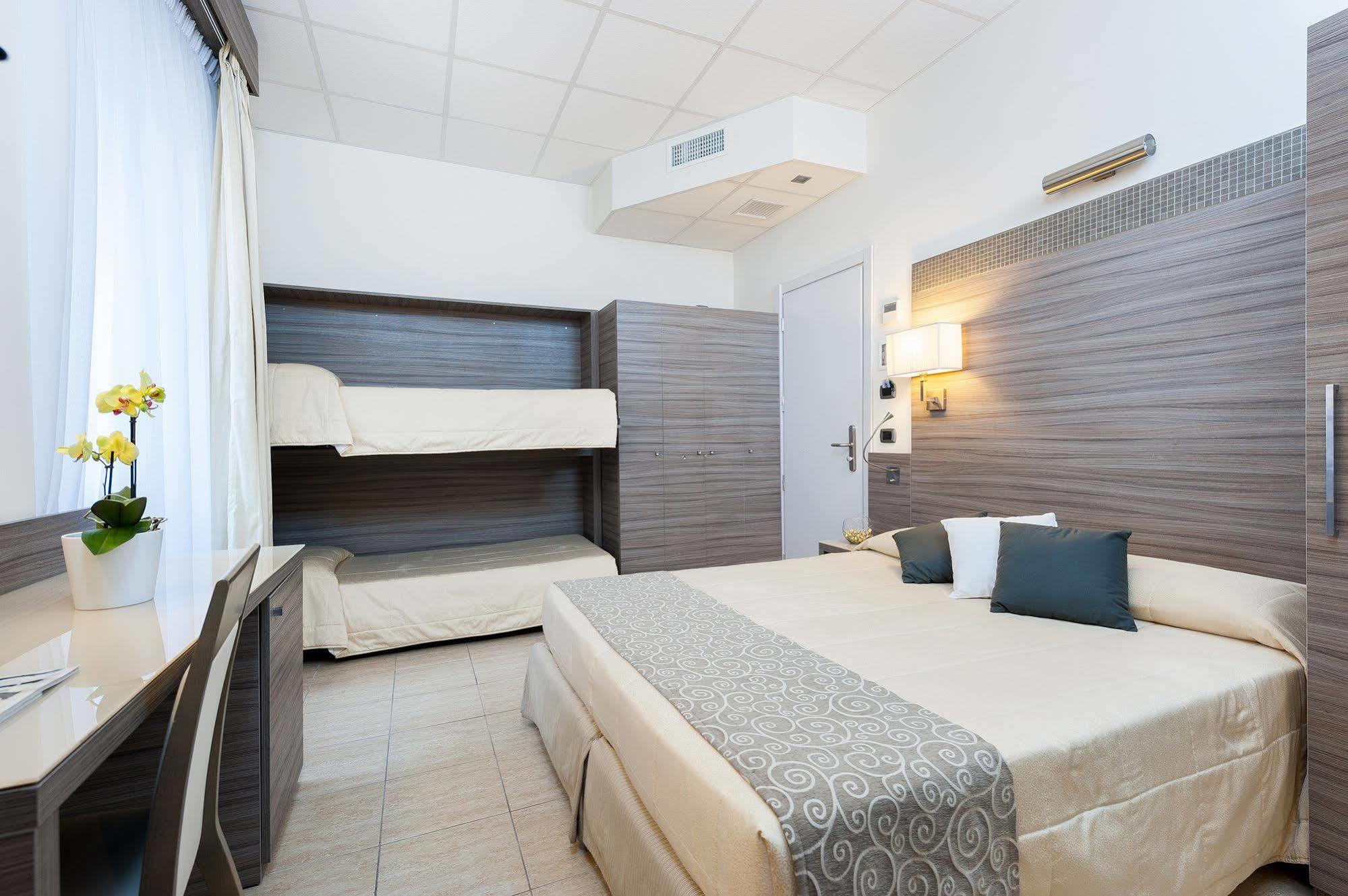 Morrisson Exclusive Rooms Roma Exterior foto